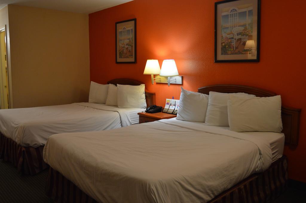 Americas Best Value Inn Gainesville TX Chambre photo