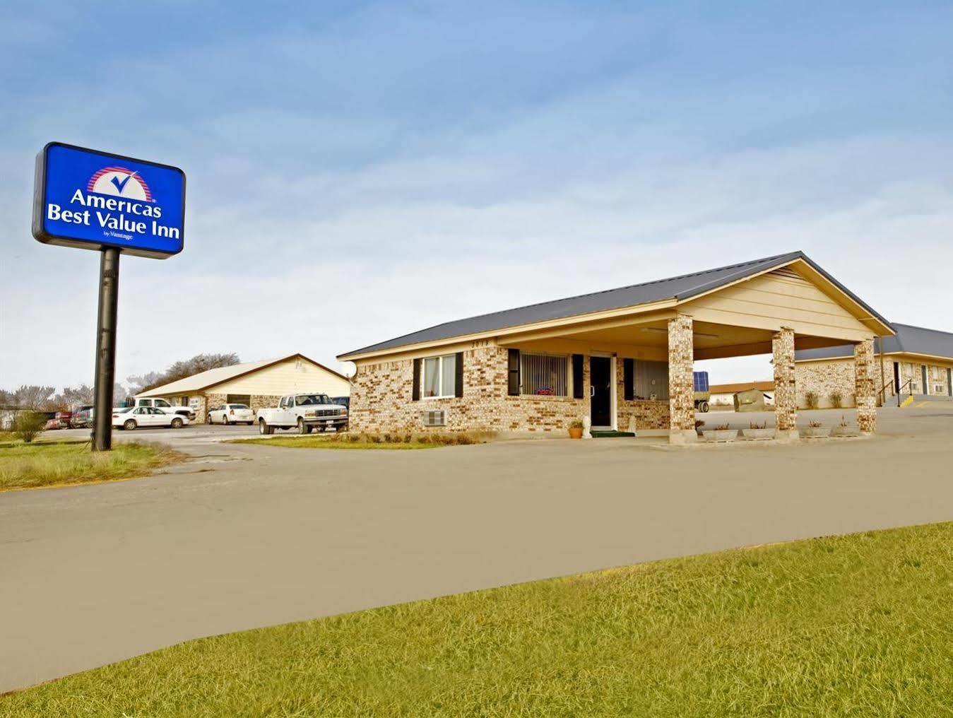 Americas Best Value Inn Gainesville TX Extérieur photo